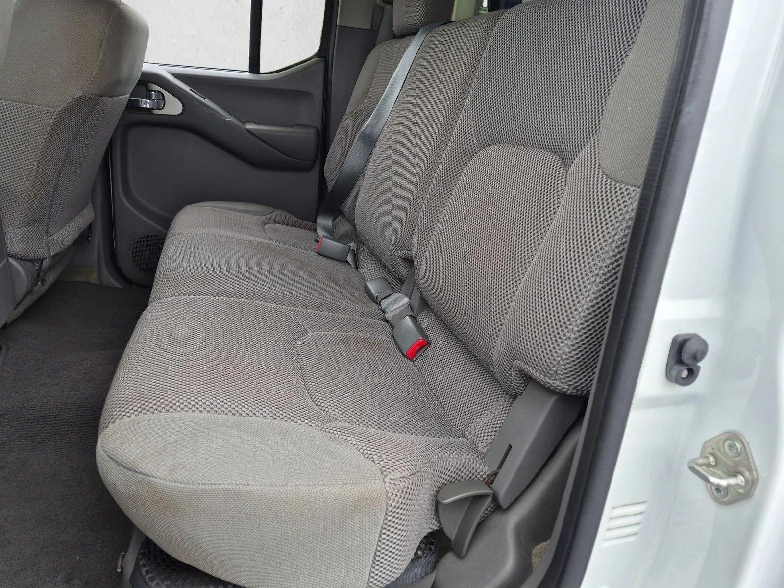 2017 Nissan Frontier Crew Cab 4x2 SV V6 Auto