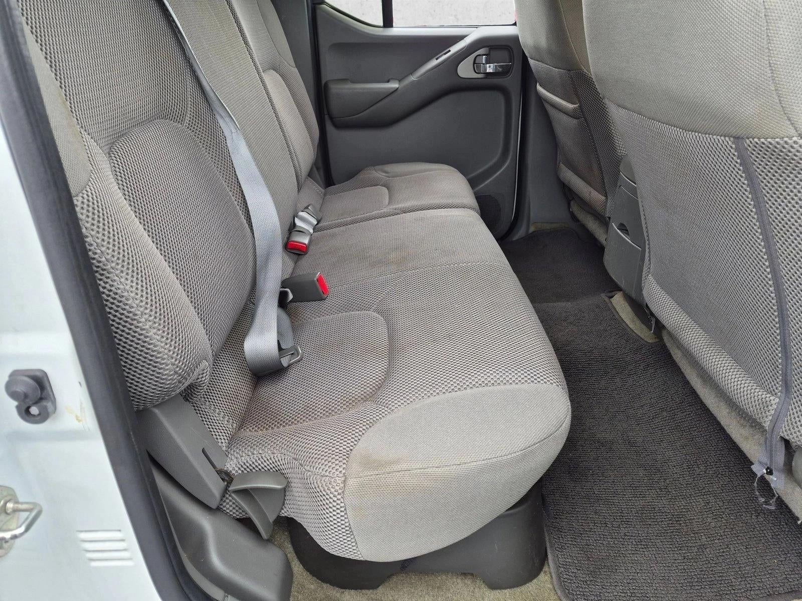 2017 Nissan Frontier Crew Cab 4x2 SV V6 Auto