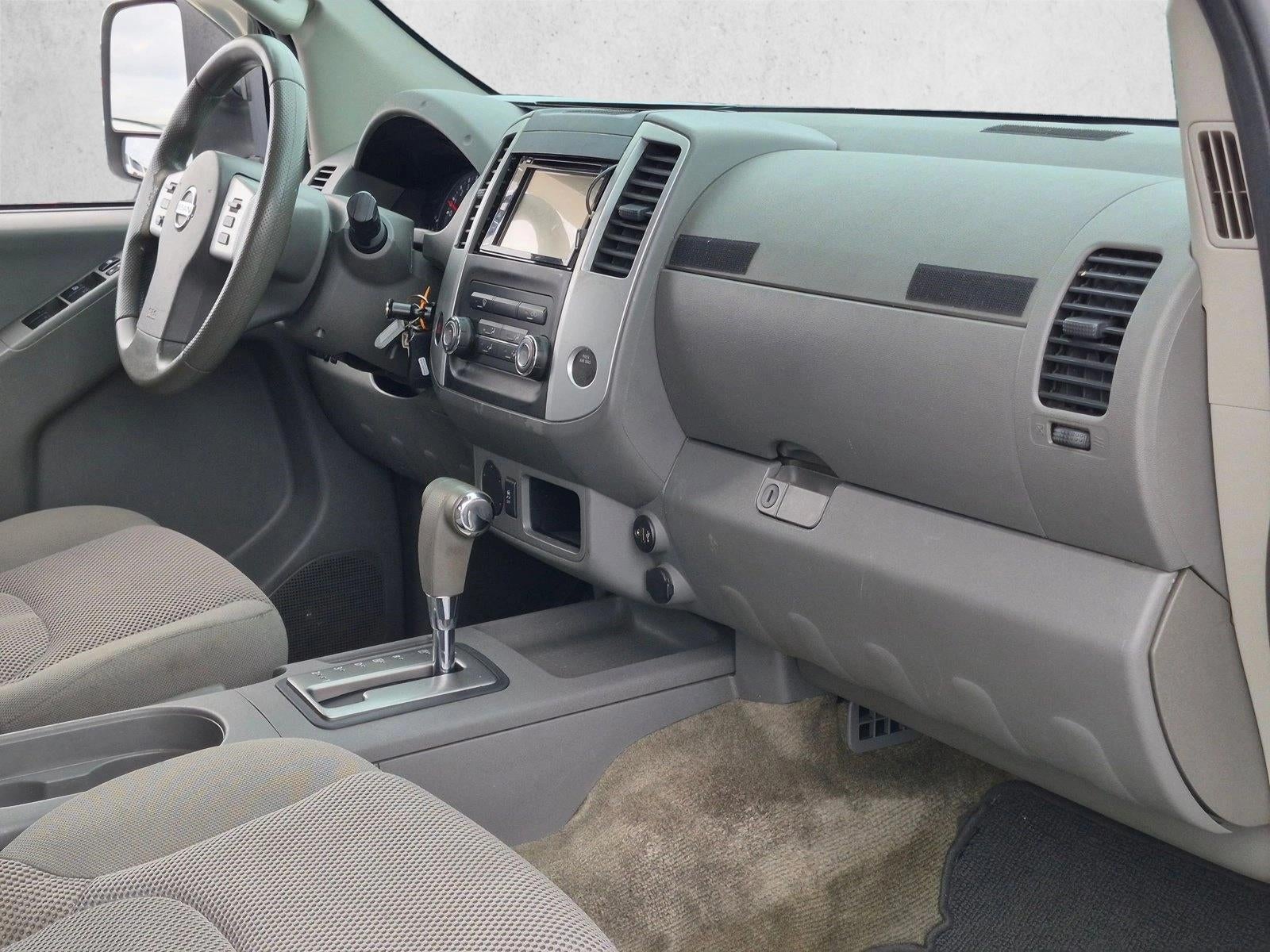 2017 Nissan Frontier Crew Cab 4x2 SV V6 Auto