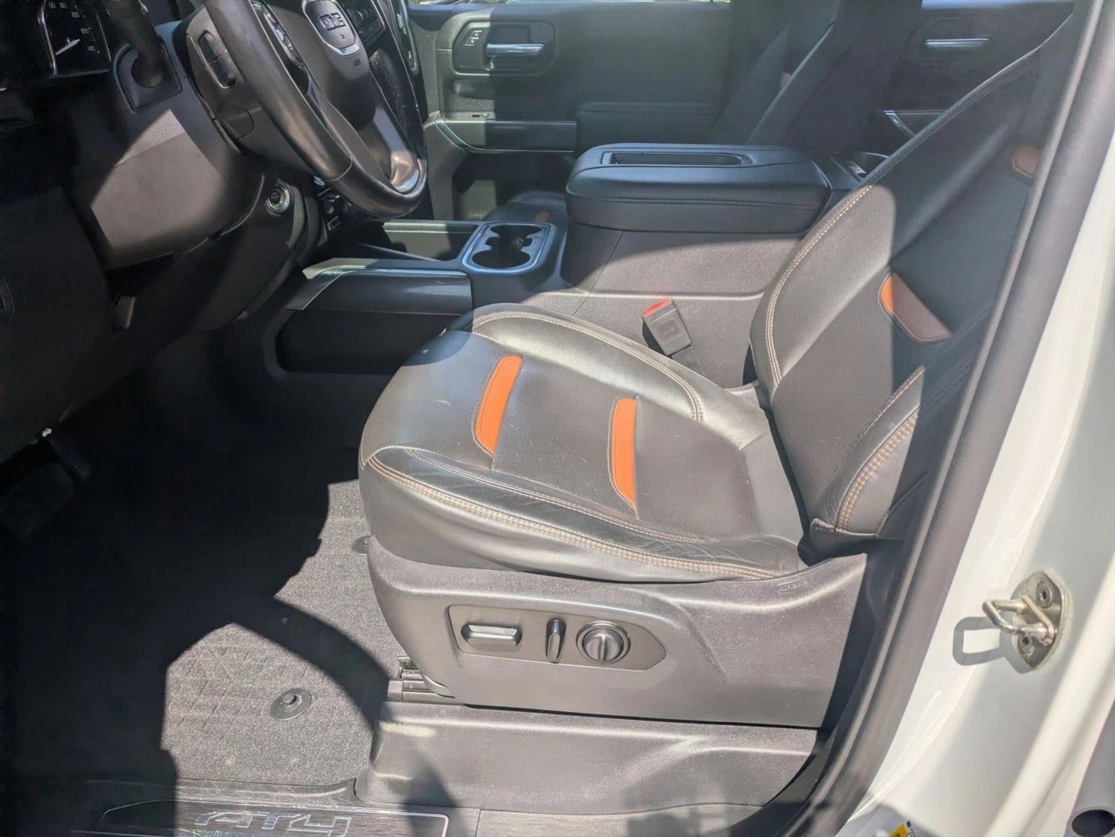 2020 GMC Sierra 1500 Crew Cab Short Box 4-Wheel Drive AT4