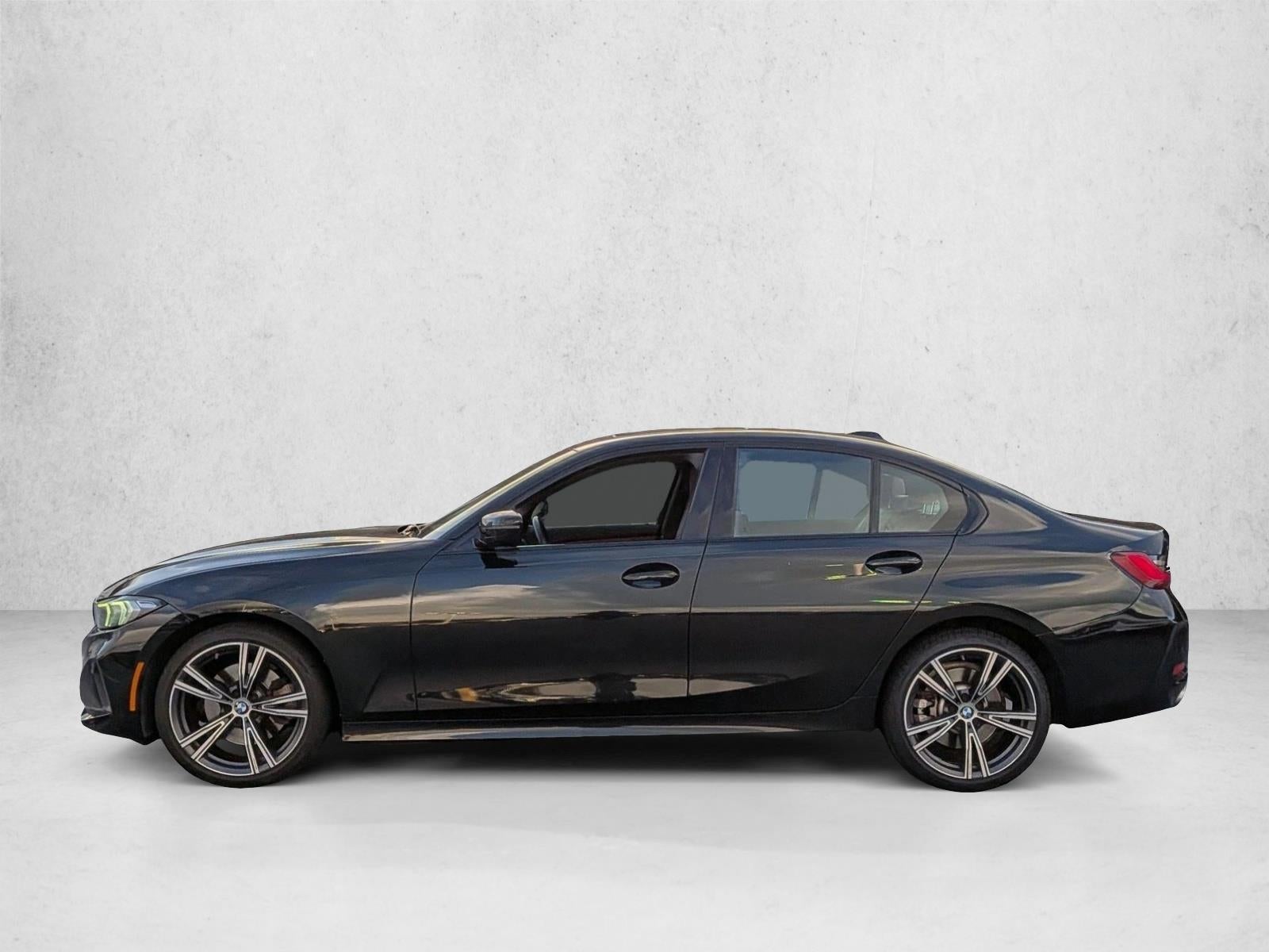 2023 BMW 330i Sedan