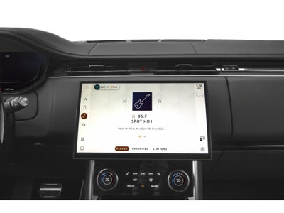 2025 Land Rover Range Rover P400 SE SWB