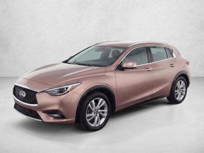 2017 INFINITI QX30 Premium FWD