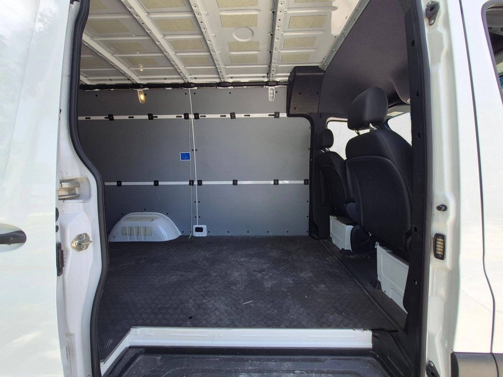2022 Mercedes-Benz Sprinter Cargo Van 2500 Standard Roof V6 144" 4WD