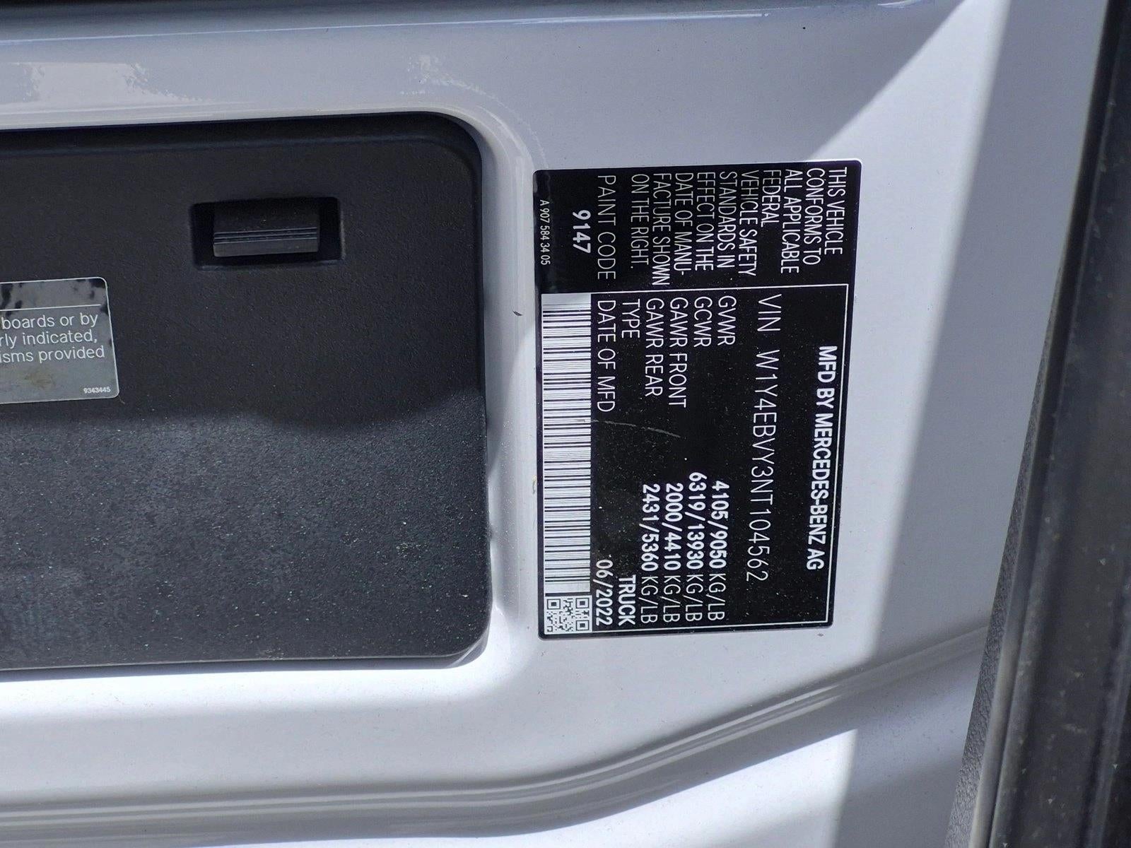 2022 Mercedes-Benz Sprinter Cargo Van 2500 Standard Roof V6 144" 4WD