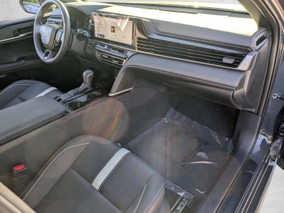 2025 Toyota Camry SE (SE)