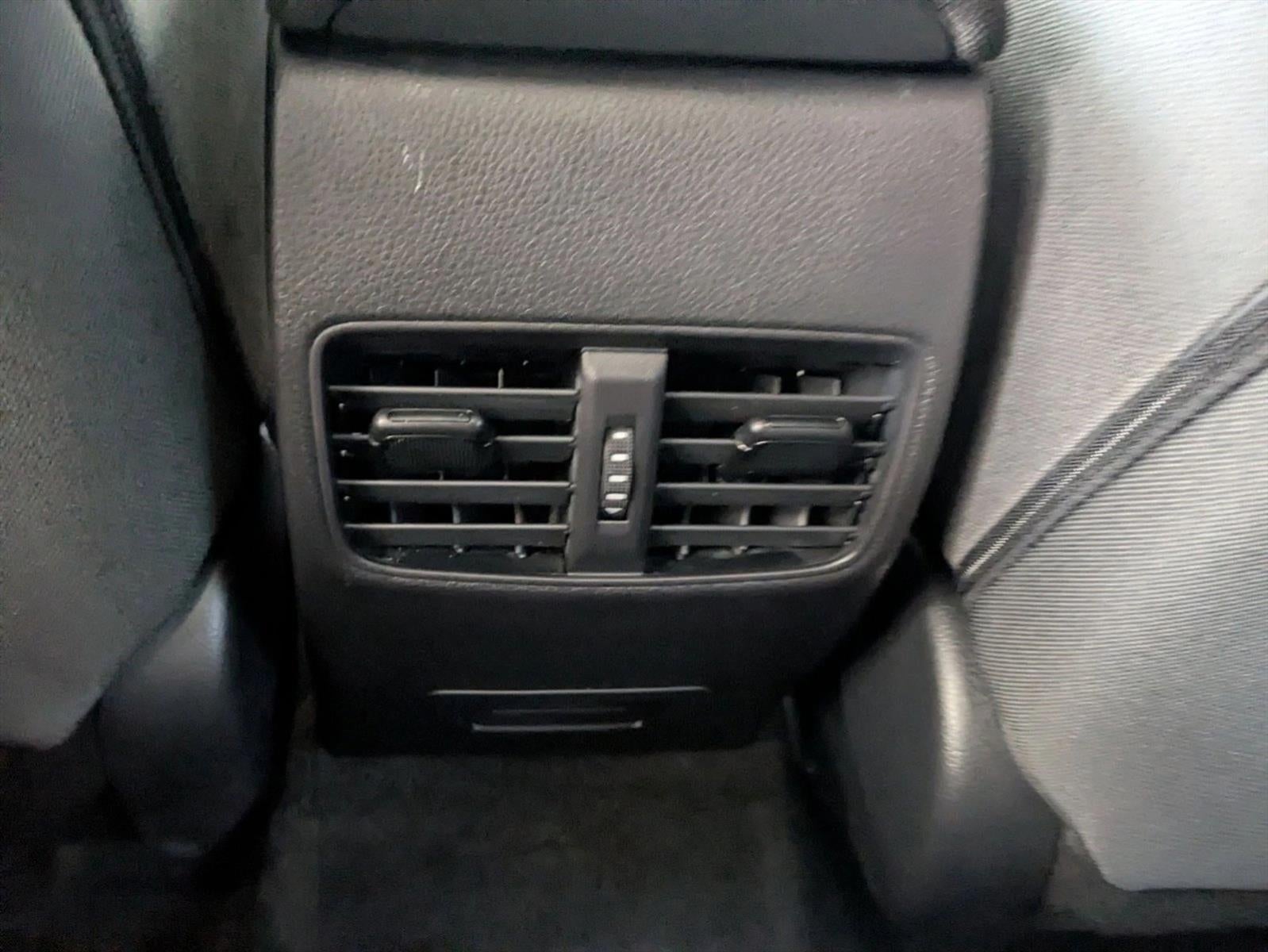 2025 Toyota Corolla Cross LE 2WD (Natl)