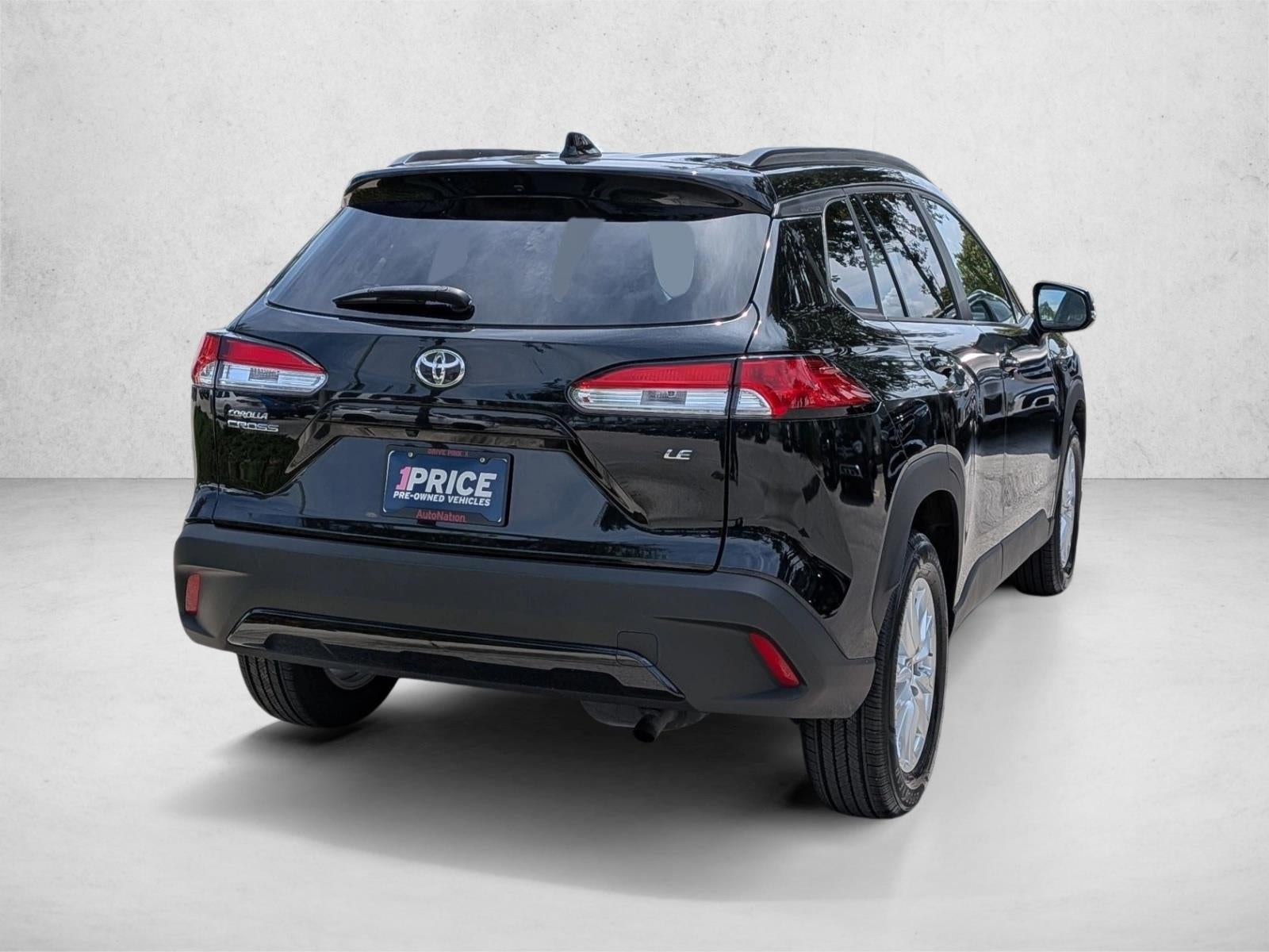 2023 Toyota Corolla Cross LE 2WD (Natl)