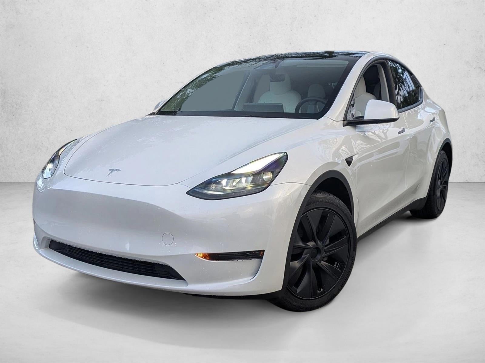 2025 Tesla Model Y Long Range RWD *Ltd Avail*