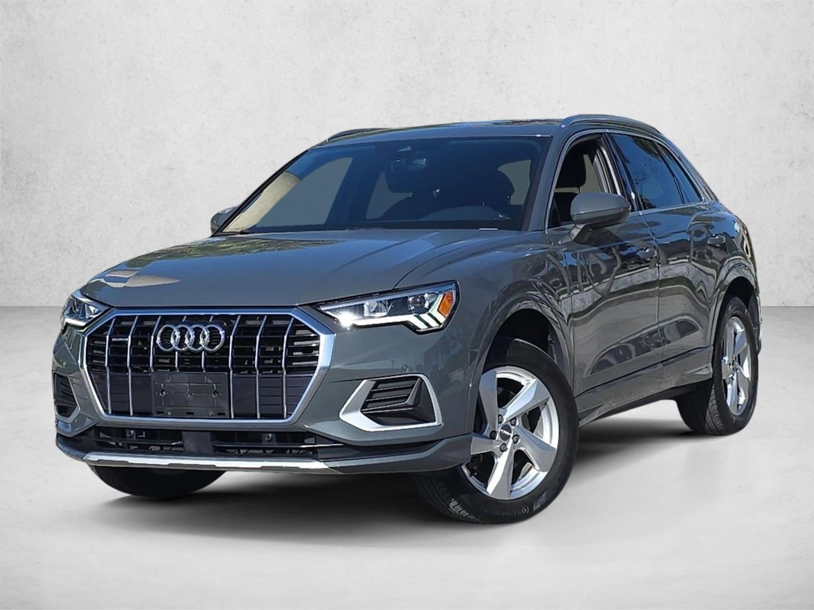 2020 Audi Q3 Premium Plus 45 TFSI quattro
