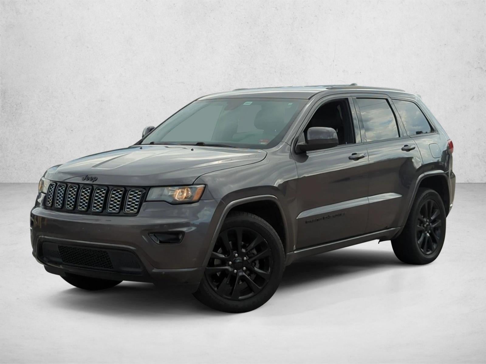 2018 Jeep Grand Cherokee Altitude 4x4 *Ltd Avail*