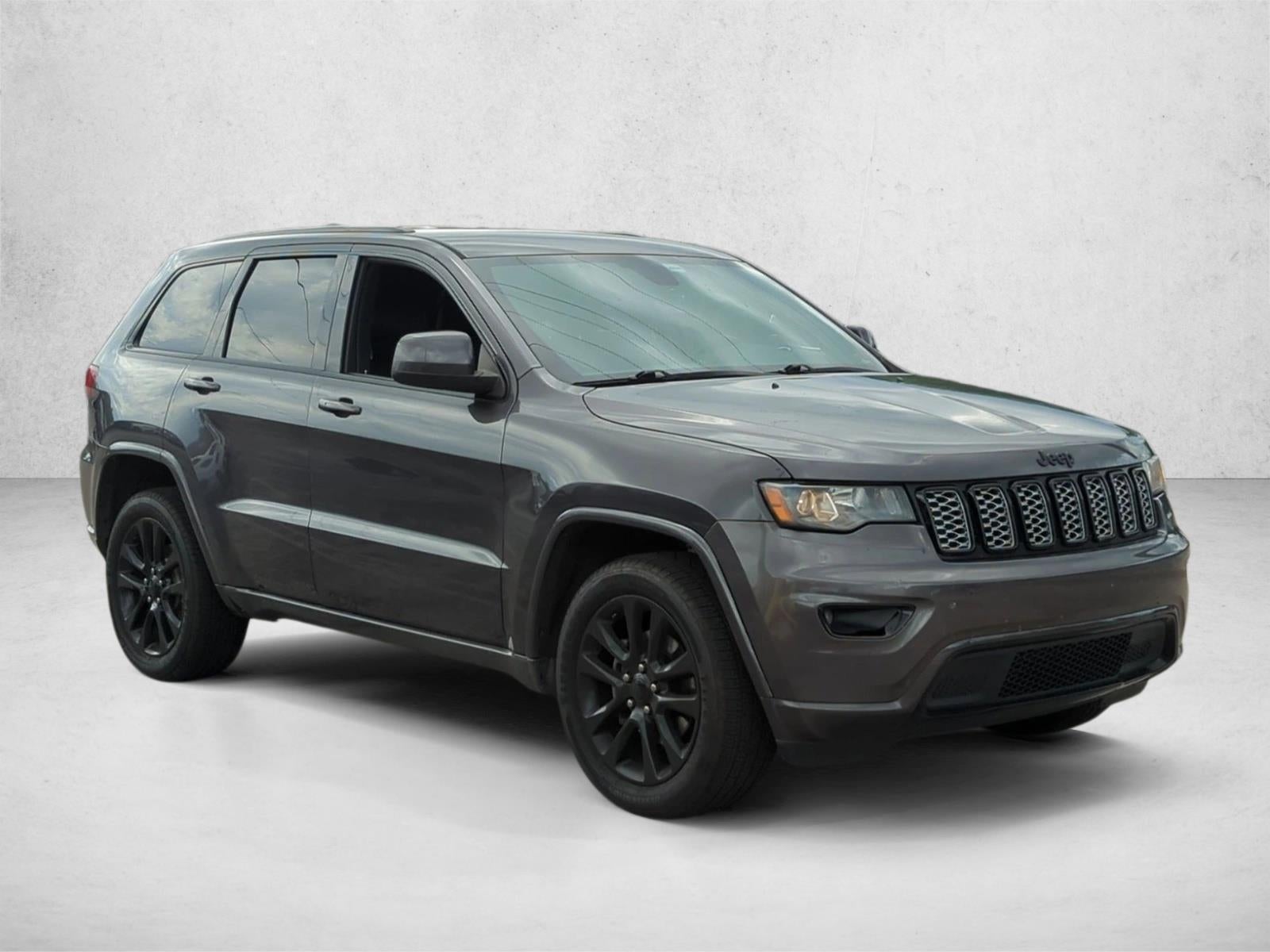 2018 Jeep Grand Cherokee Altitude 4x4 *Ltd Avail*