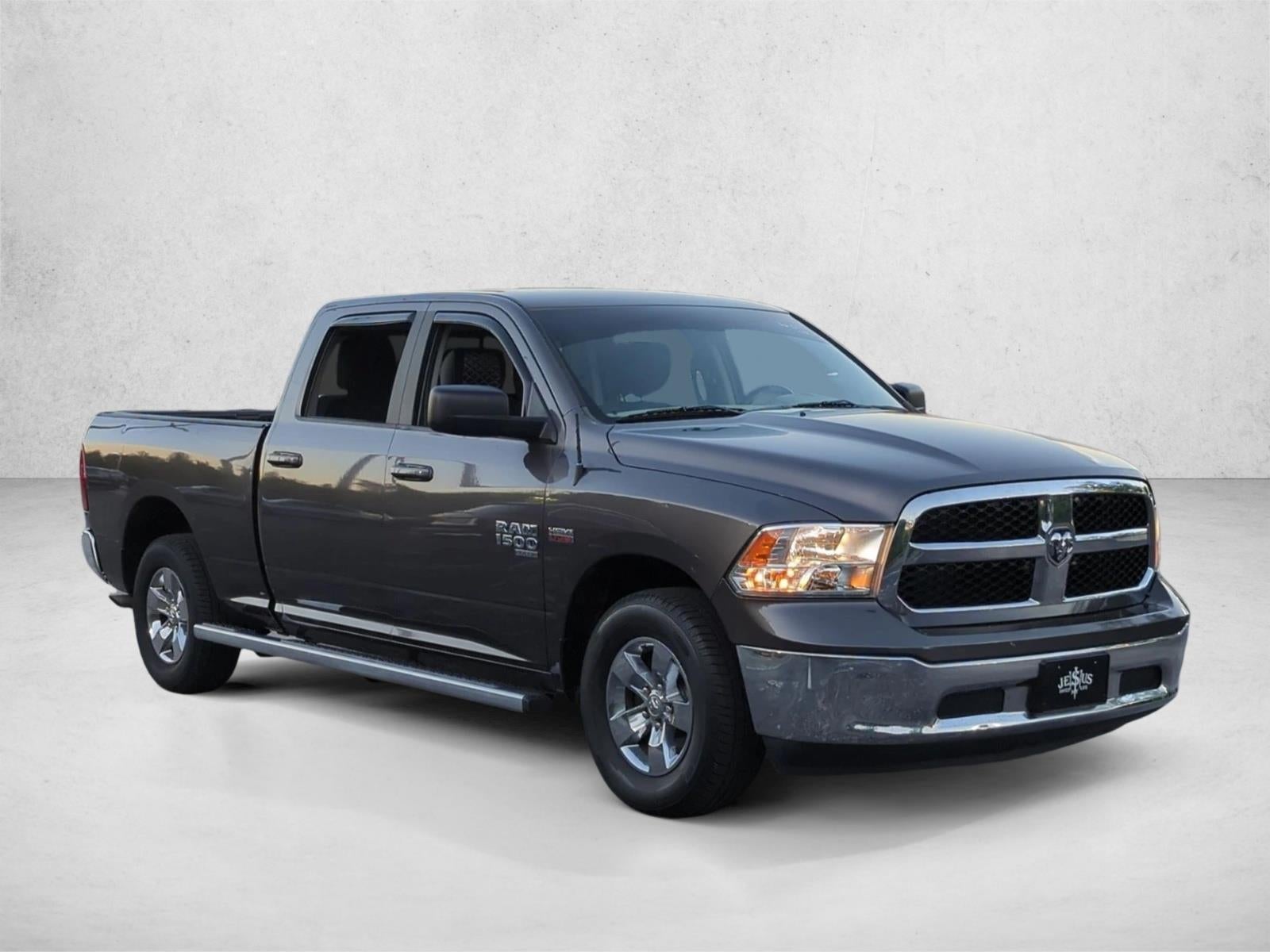 2020 RAM 1500 Classic SLT 4x2 Crew Cab 6'4" Box