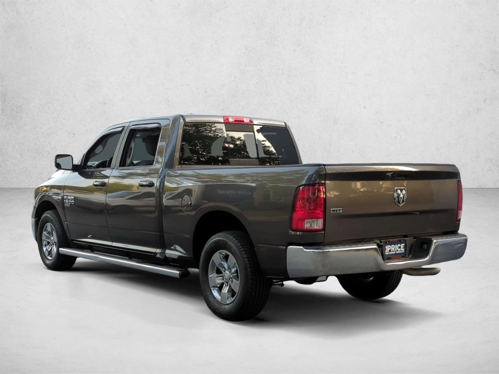 2020 RAM 1500 Classic SLT 4x2 Crew Cab 6'4" Box