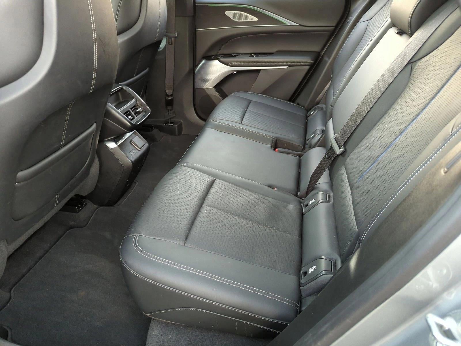 2024 Cadillac LYRIQ 4dr Sport w/1SJ