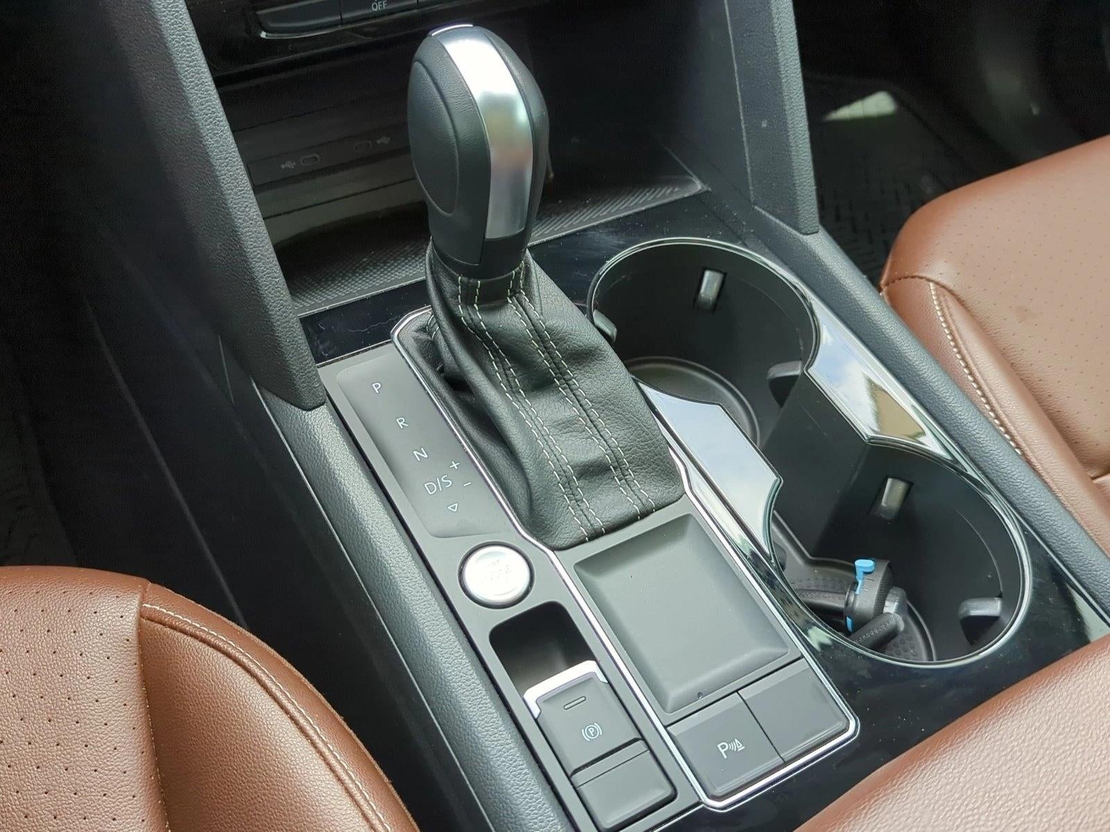 2022 Volkswagen Atlas 3.6L V6 SE w/Technology FWD