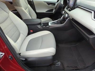 2021 Toyota RAV4 XLE Premium AWD (Natl)