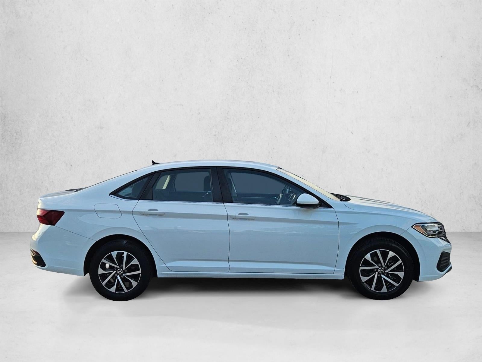 2022 Volkswagen Jetta S Auto