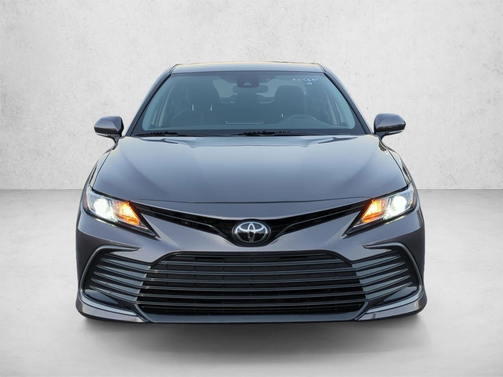 2023 Toyota Camry LE Auto (SE)