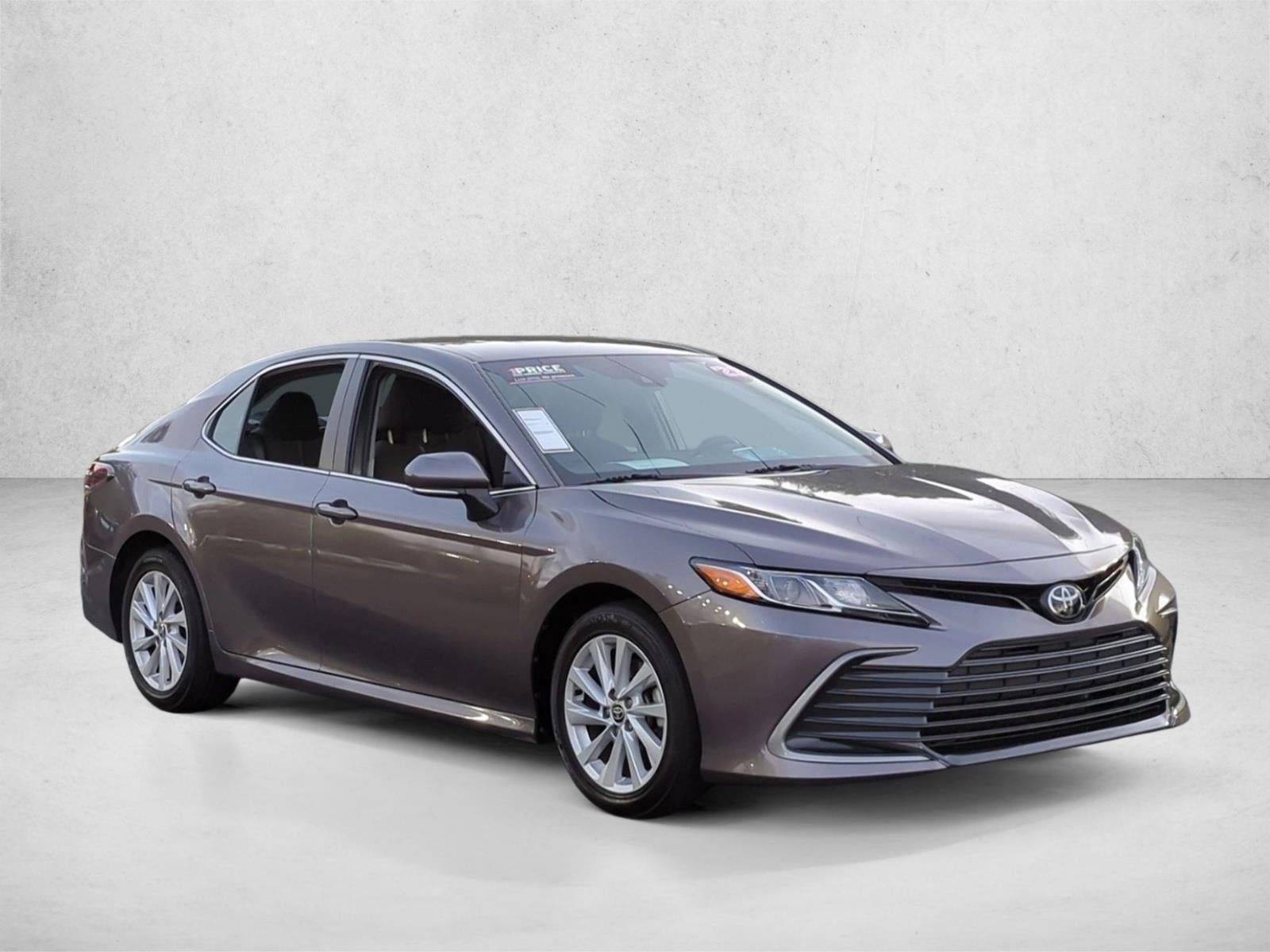 2023 Toyota Camry LE Auto (SE)