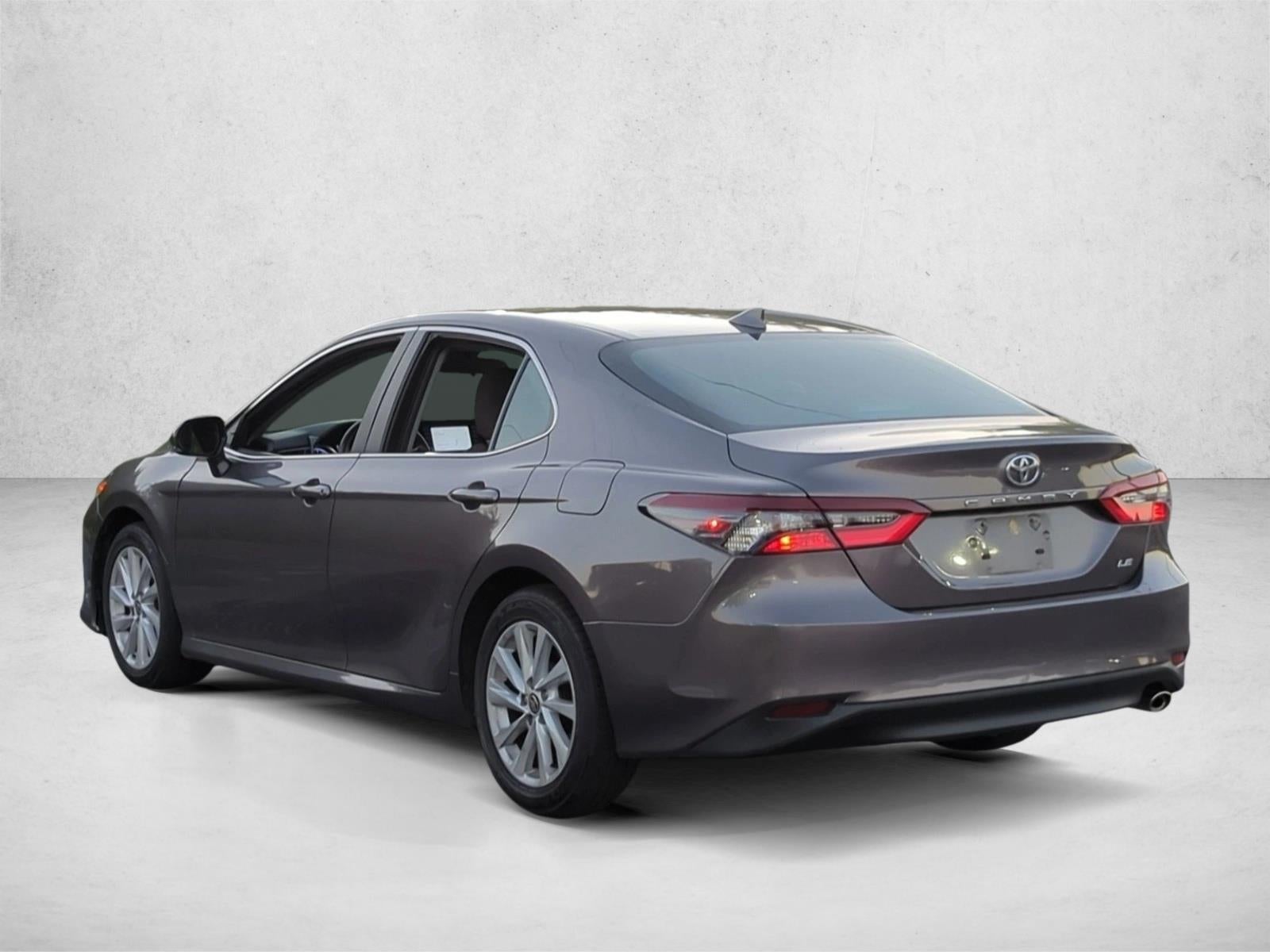 2023 Toyota Camry LE Auto (SE)