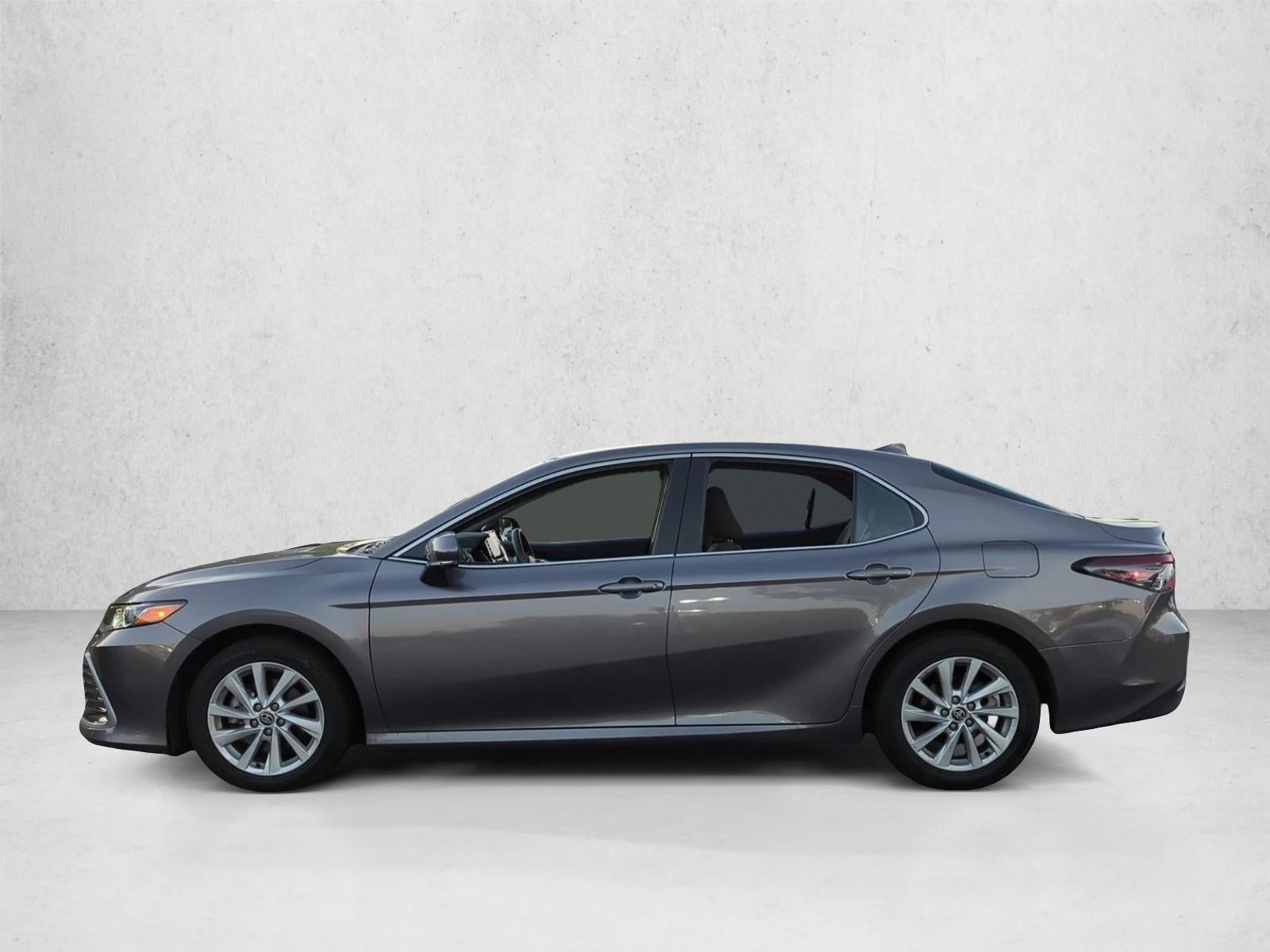 2023 Toyota Camry LE Auto (SE)