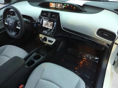 2016 Toyota Prius 5dr HB Two Eco (Natl)