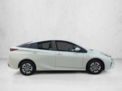 2016 Toyota Prius 5dr HB Two Eco (Natl)