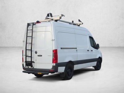 2022 Mercedes-Benz Sprinter Cargo Van 2500 Standard Roof I4 144" RWD