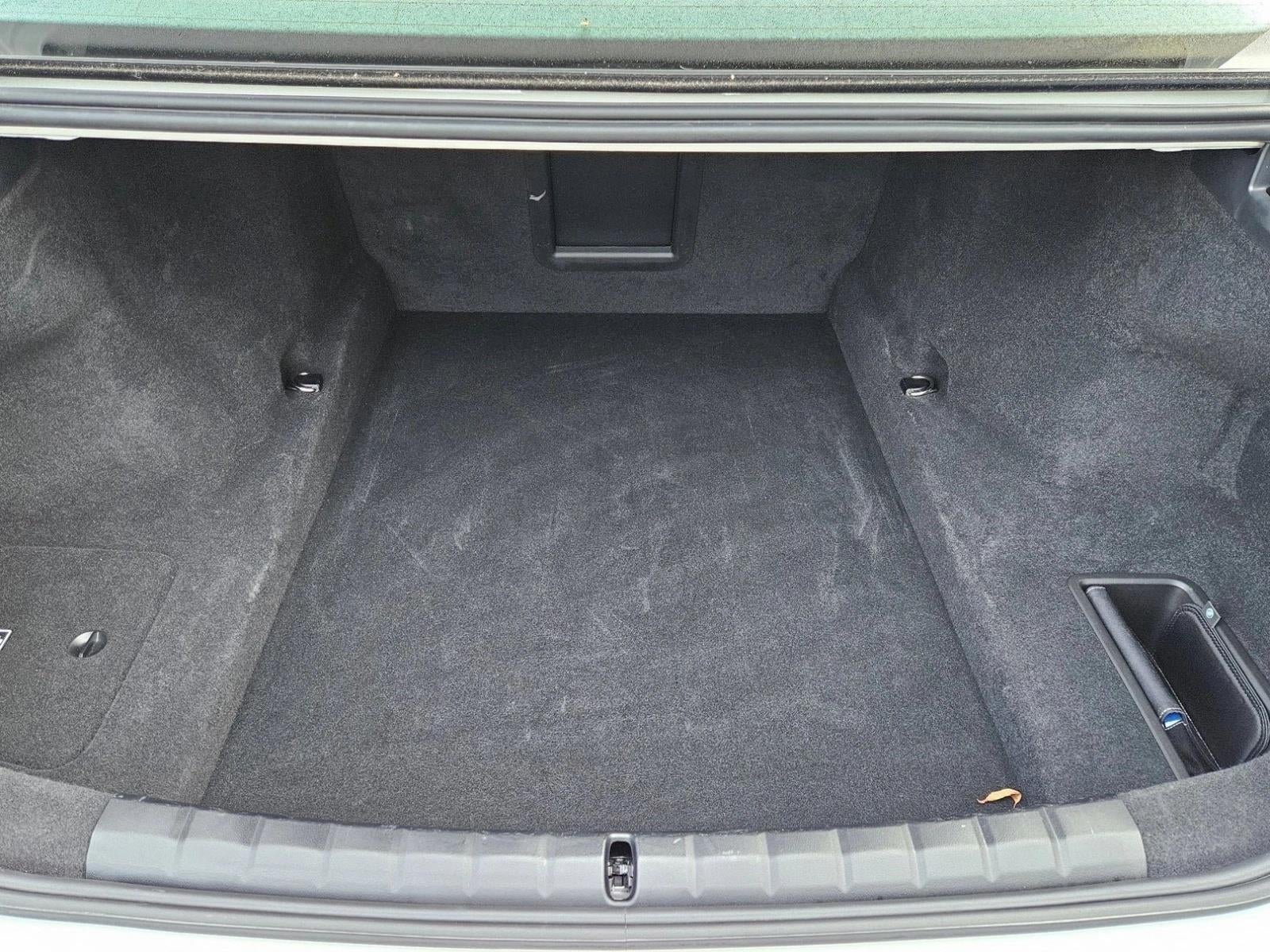 2025 BMW 740i xDrive Sedan