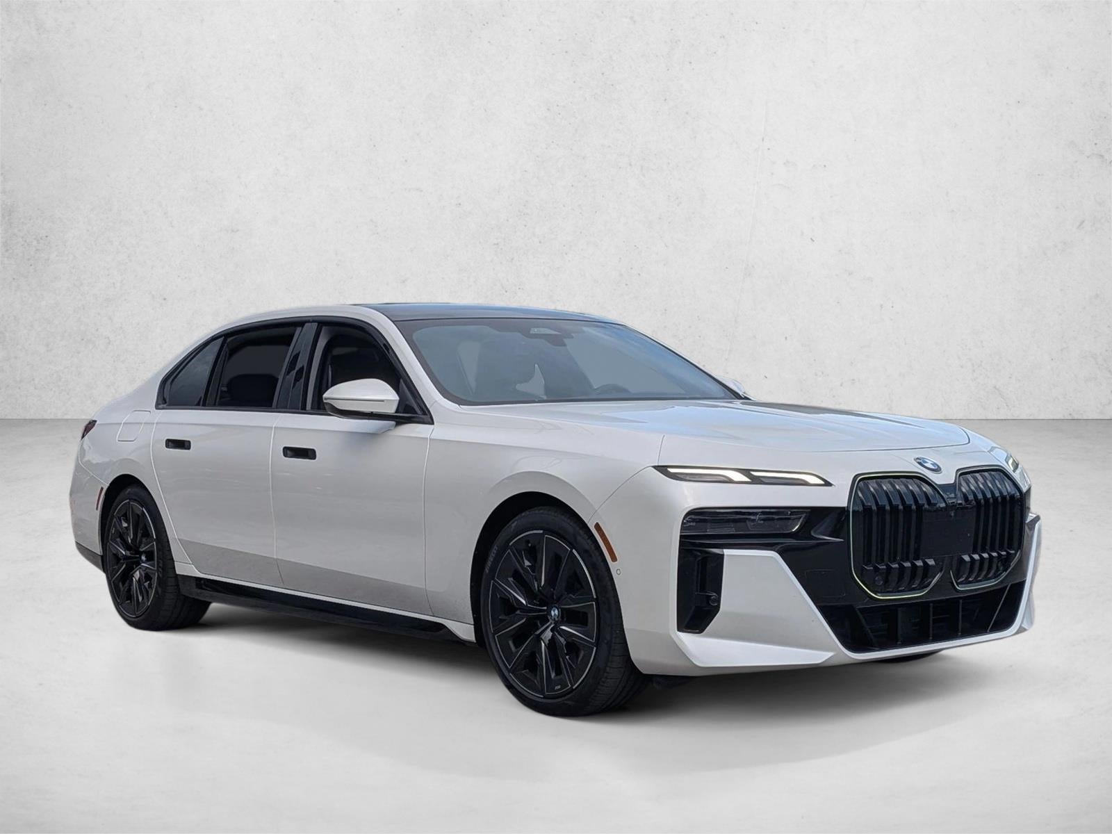 2024 BMW 760i xDrive Sedan