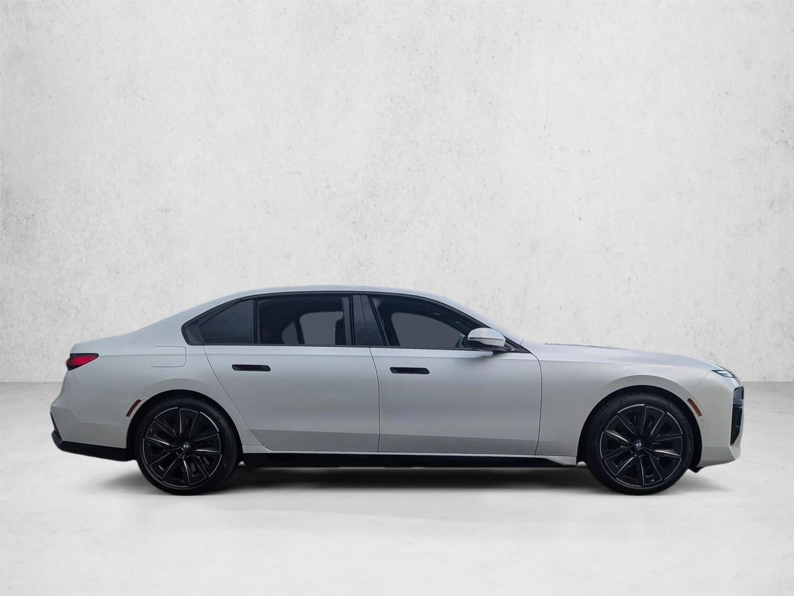 2024 BMW 760i xDrive Sedan