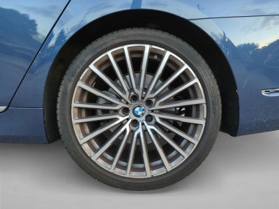 2022 BMW 740i Sedan
