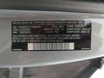 2025 Volvo XC90 Plug-In Hybrid 2025.5 T8 AWD Ultra 7-Seater