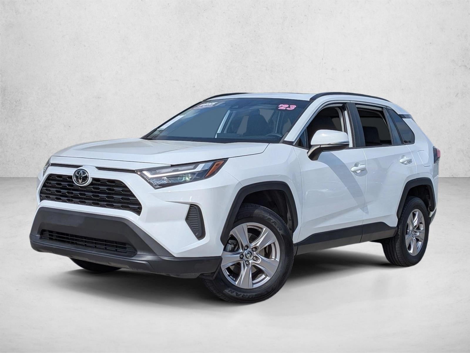 2023 Toyota RAV4 XLE FWD (GS)