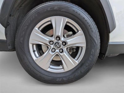 2023 Toyota RAV4 XLE FWD (GS)