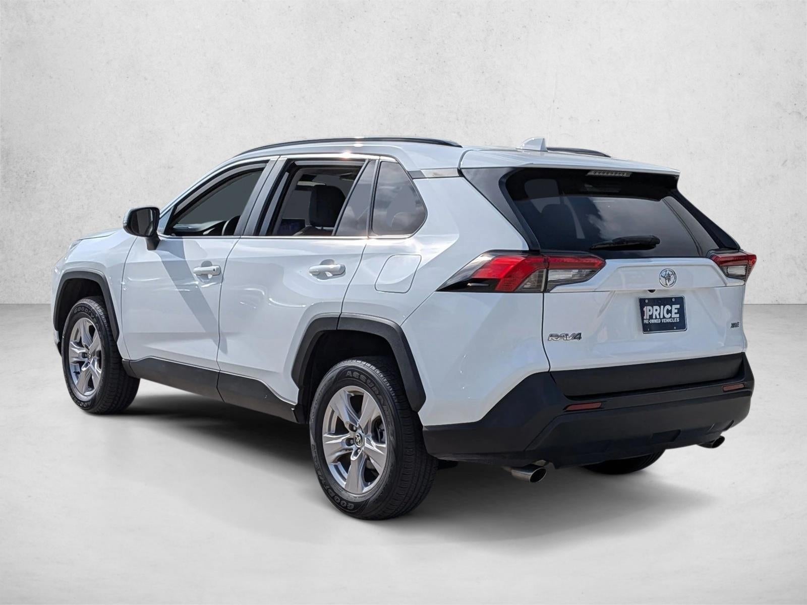 2023 Toyota RAV4 XLE FWD (GS)