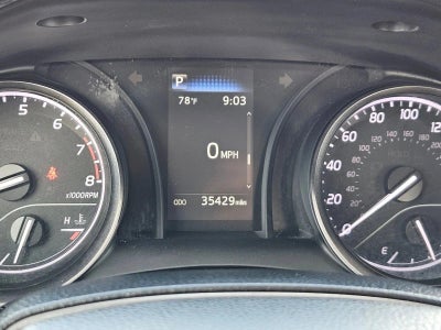 2022 Toyota Camry SE Auto (SE)