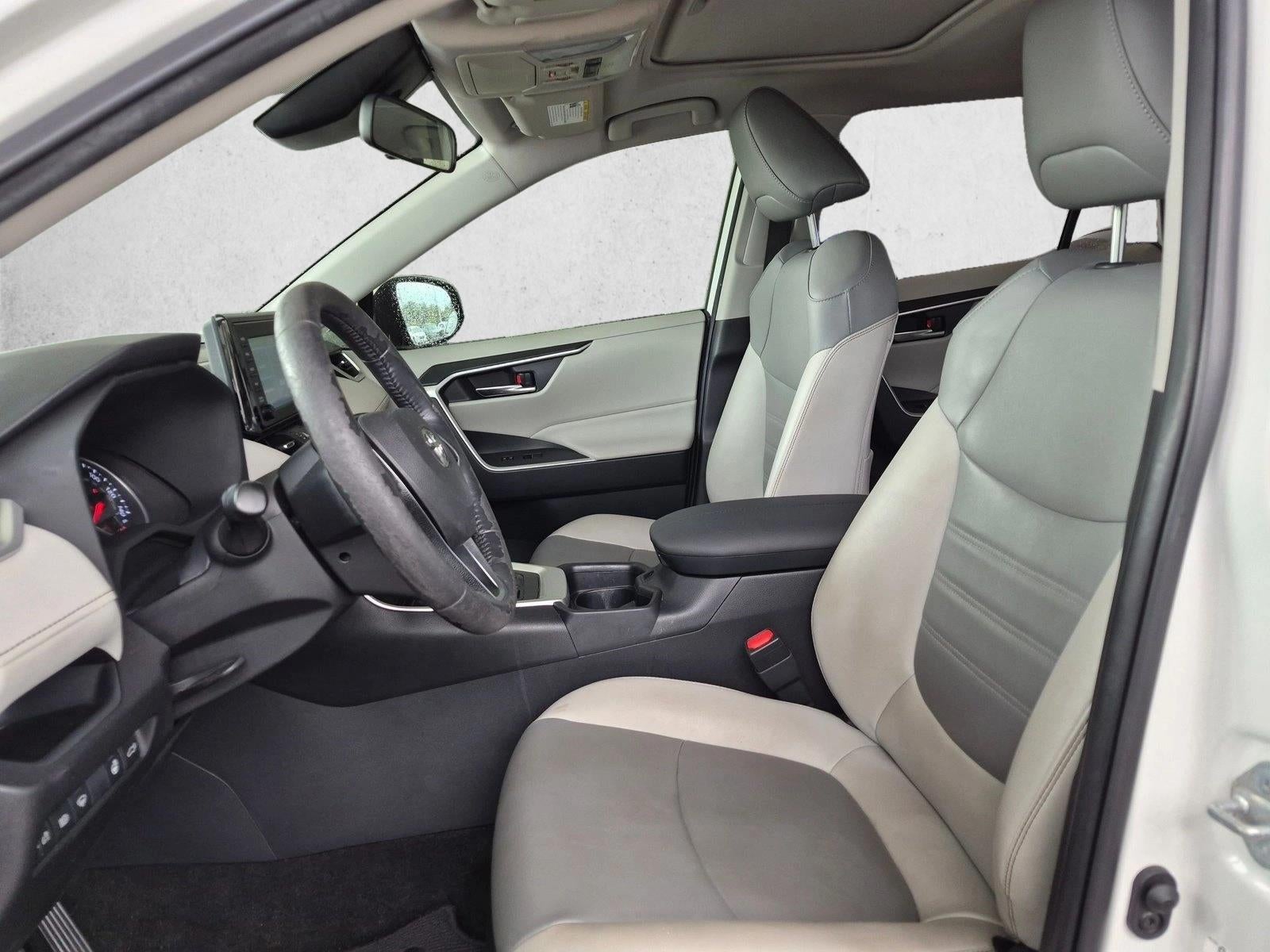 2019 Toyota RAV4 XLE Premium FWD (Natl)