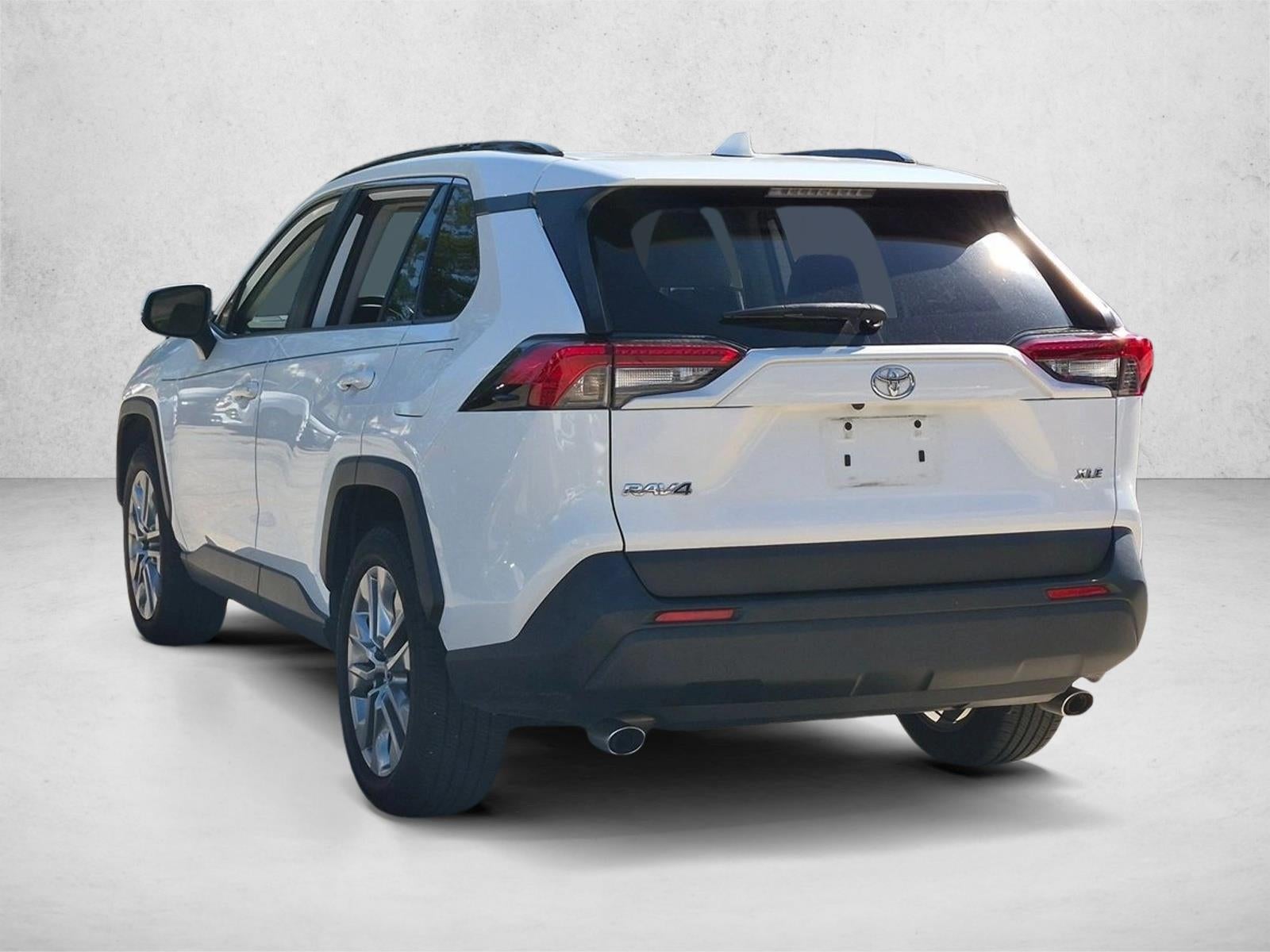 2019 Toyota RAV4 XLE Premium FWD (Natl)
