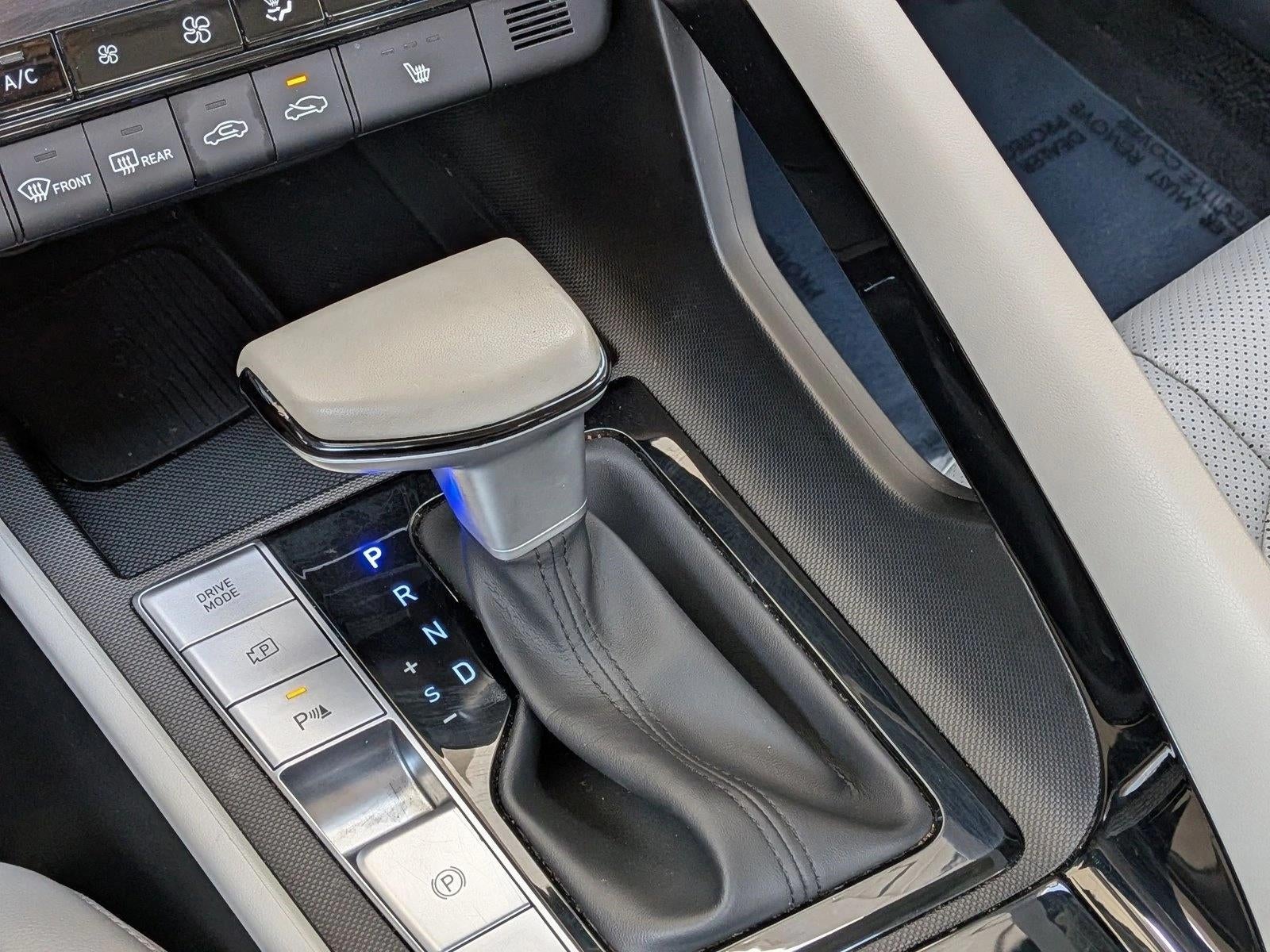 2024 Hyundai ELANTRA Limited IVT