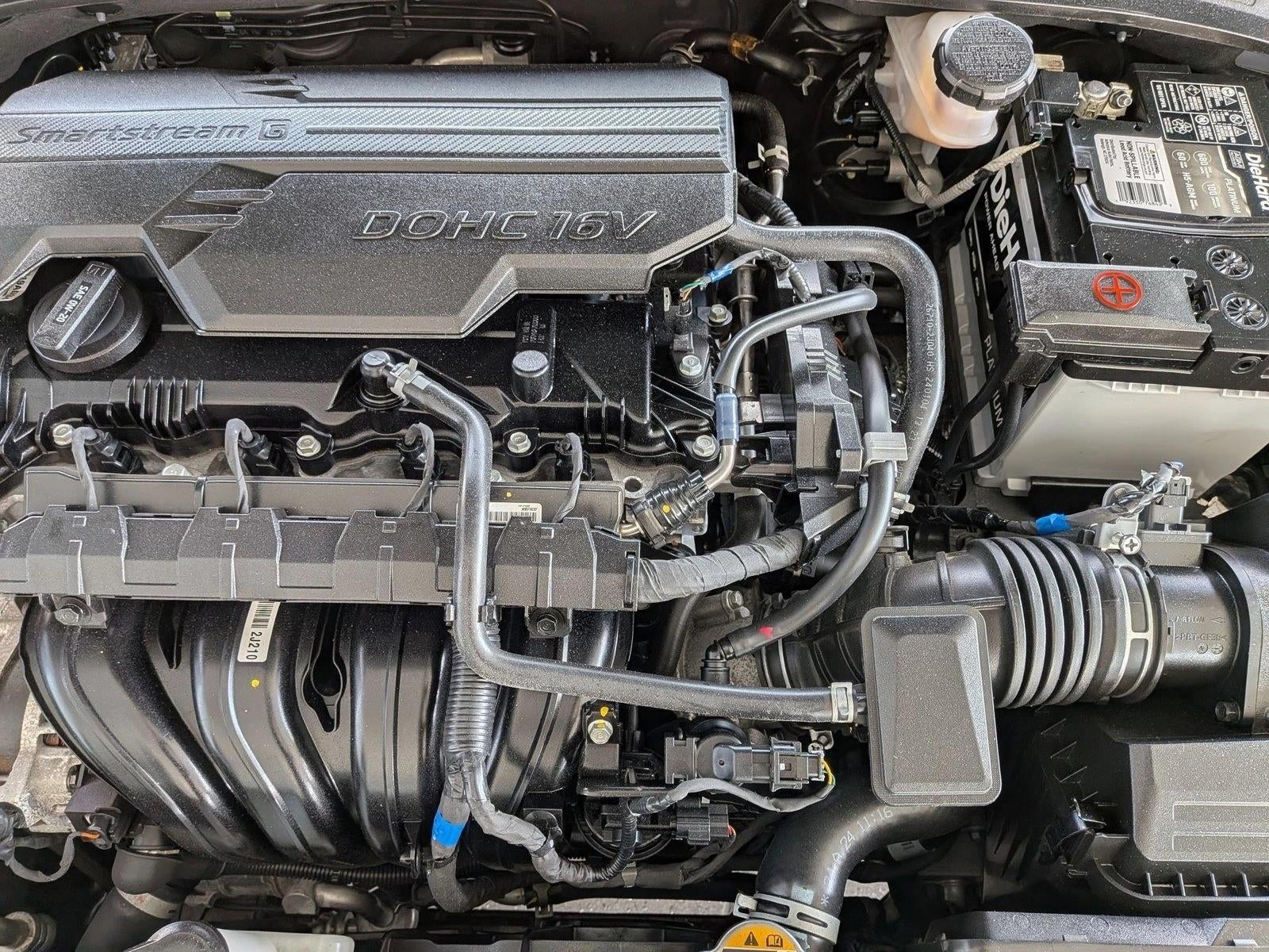 2024 Hyundai ELANTRA Limited IVT