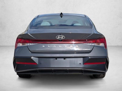 2024 Hyundai ELANTRA Limited IVT