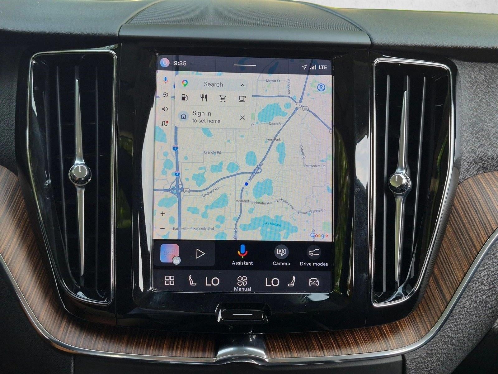2022 Volvo XC60 B5 FWD Momentum