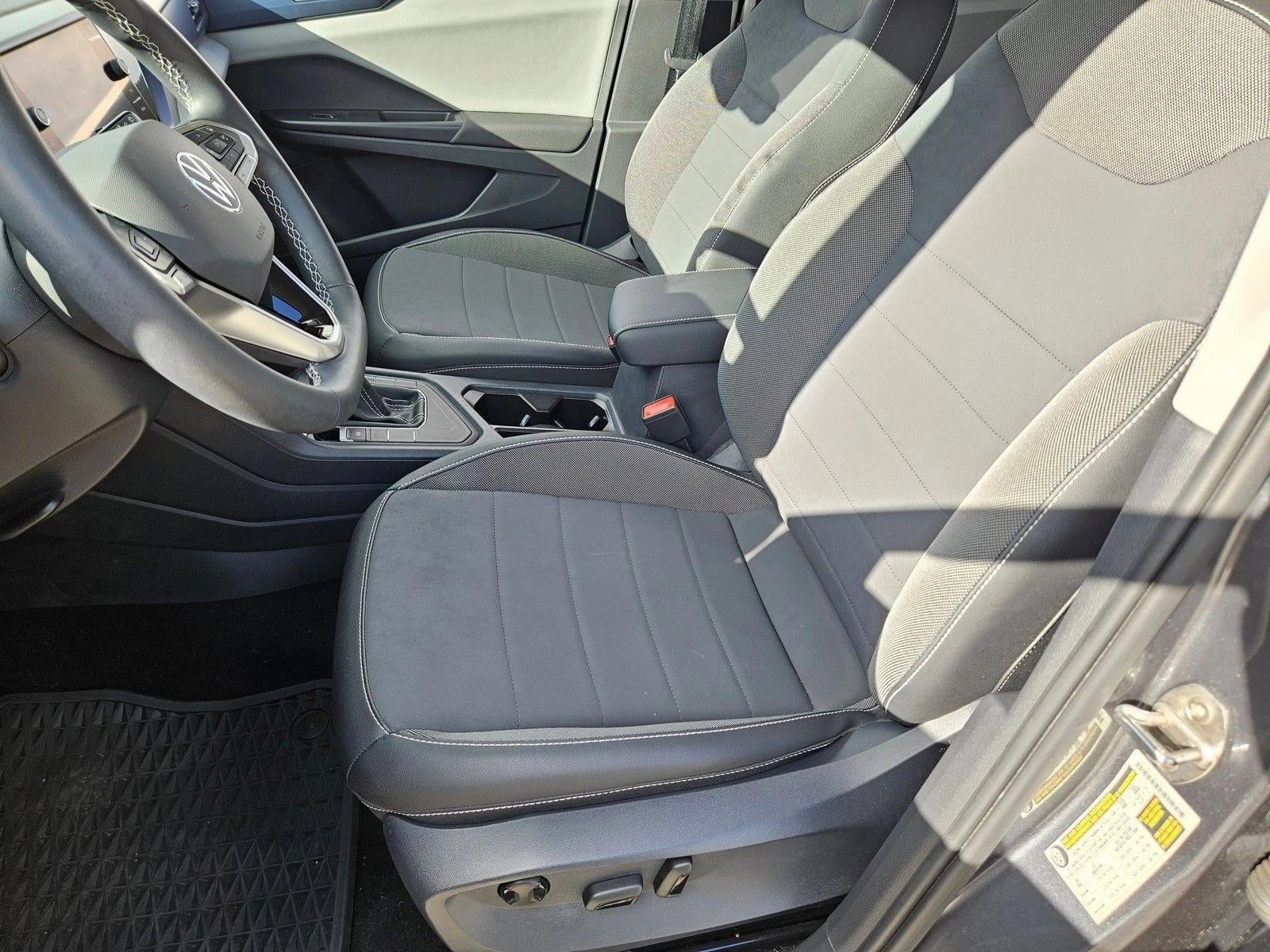 2022 Volkswagen Taos SE FWD