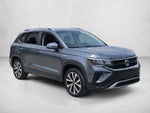 2022 Volkswagen Taos SE FWD