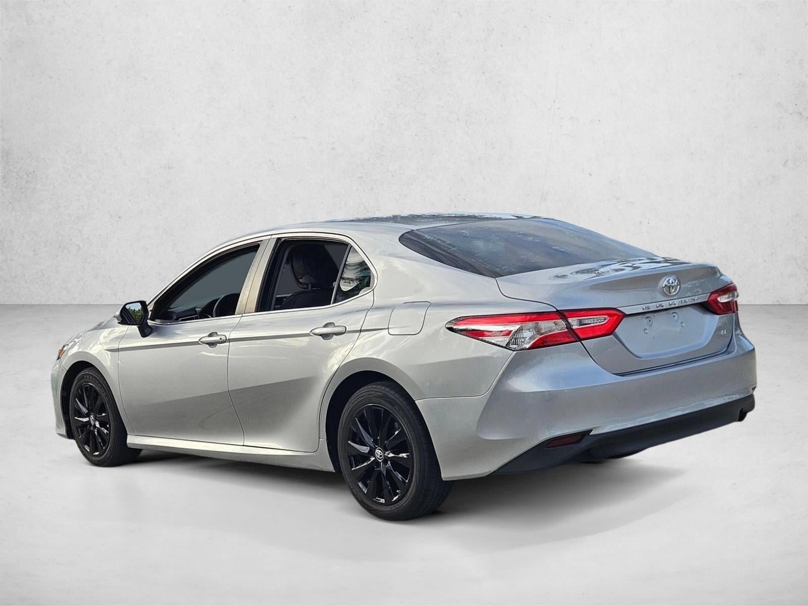 2018 Toyota Camry LE Auto (SE)