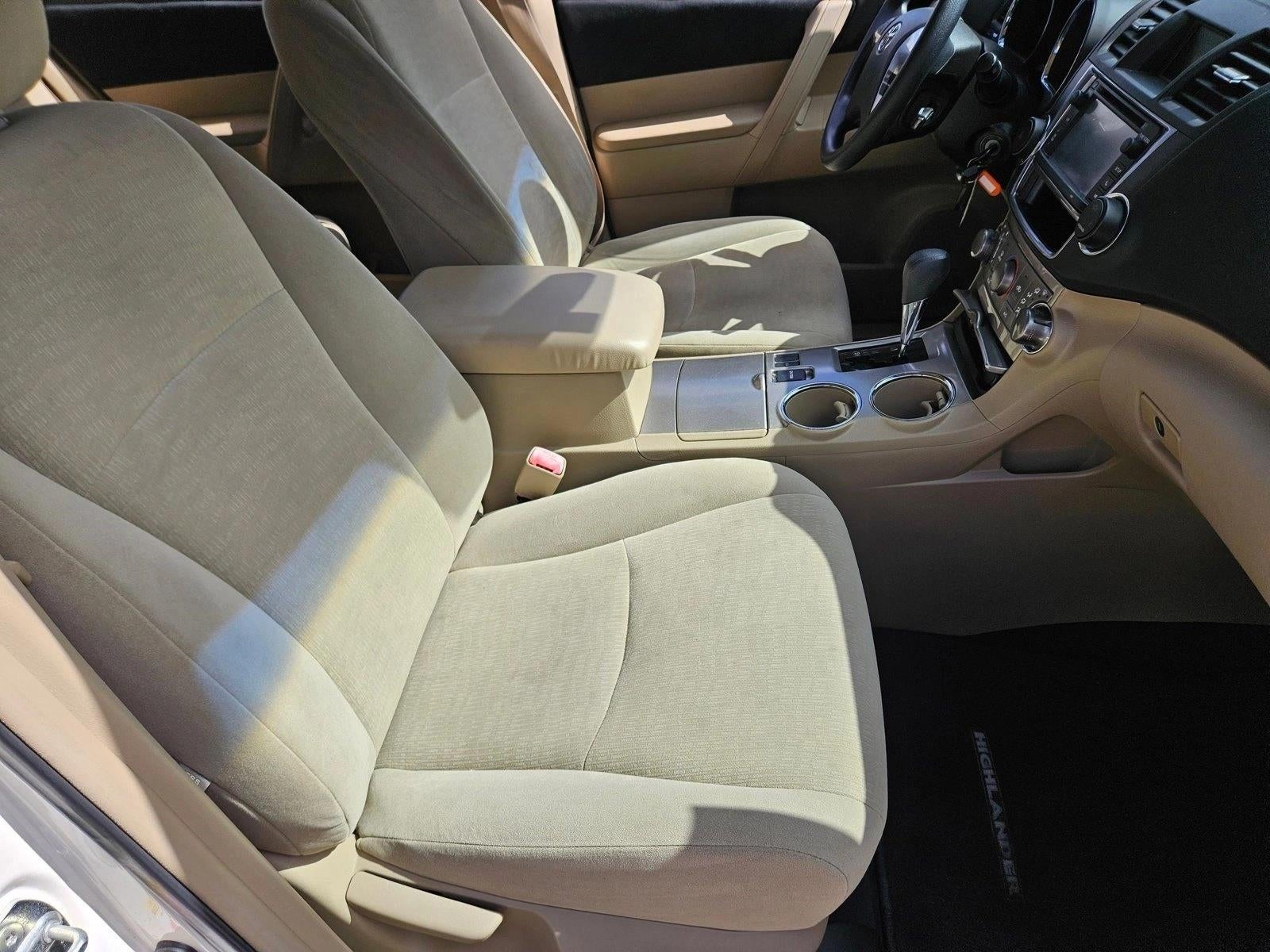 2013 Toyota Highlander FWD 4dr I4 Plus (Natl)