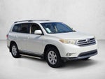 2013 Toyota Highlander FWD 4dr I4 Plus (Natl)