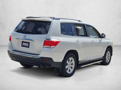 2013 Toyota Highlander FWD 4dr I4 Plus (Natl)